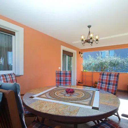 House Marino 2069 Пула