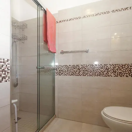 House Marino 2069 * Пула