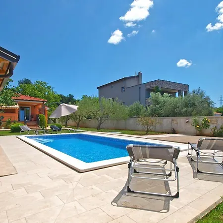 Nyaraló House Marino 2069 *
