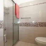 House Marino 2069 * بولا