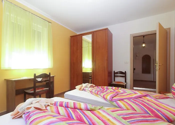 House Marino 2069 * بولا