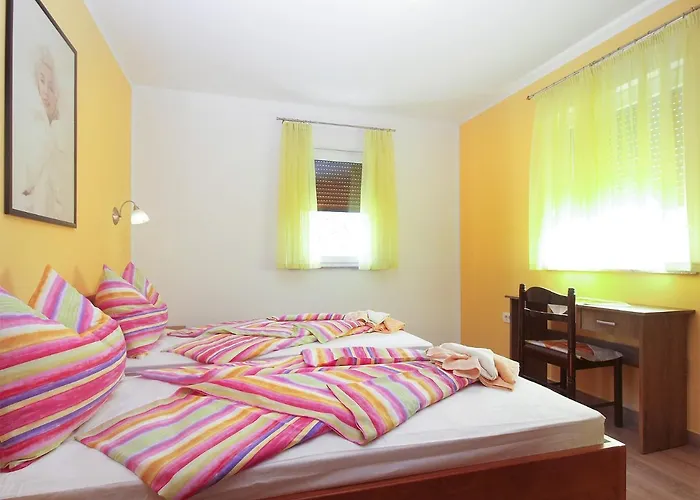 House Marino 2069 بولا